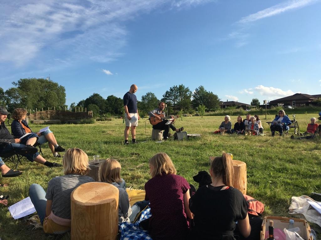 4204056521820701461_USE